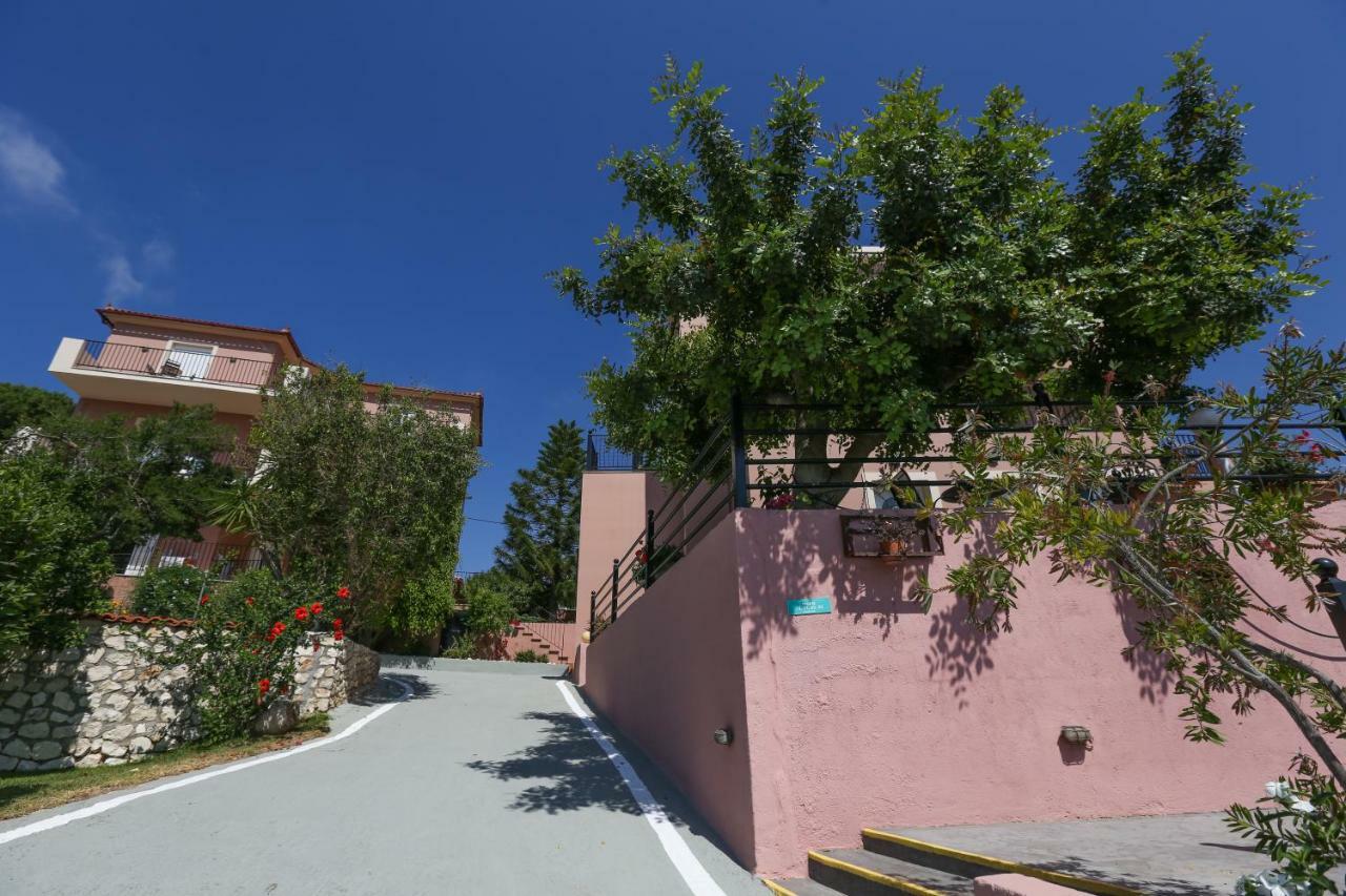 Pelagos Apartments Skala  Ngoại thất bức ảnh